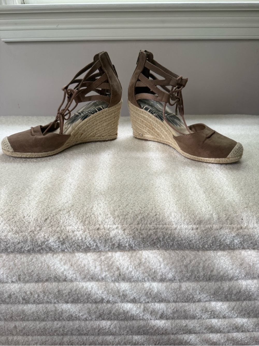 Wedges - Picture 2 of 5